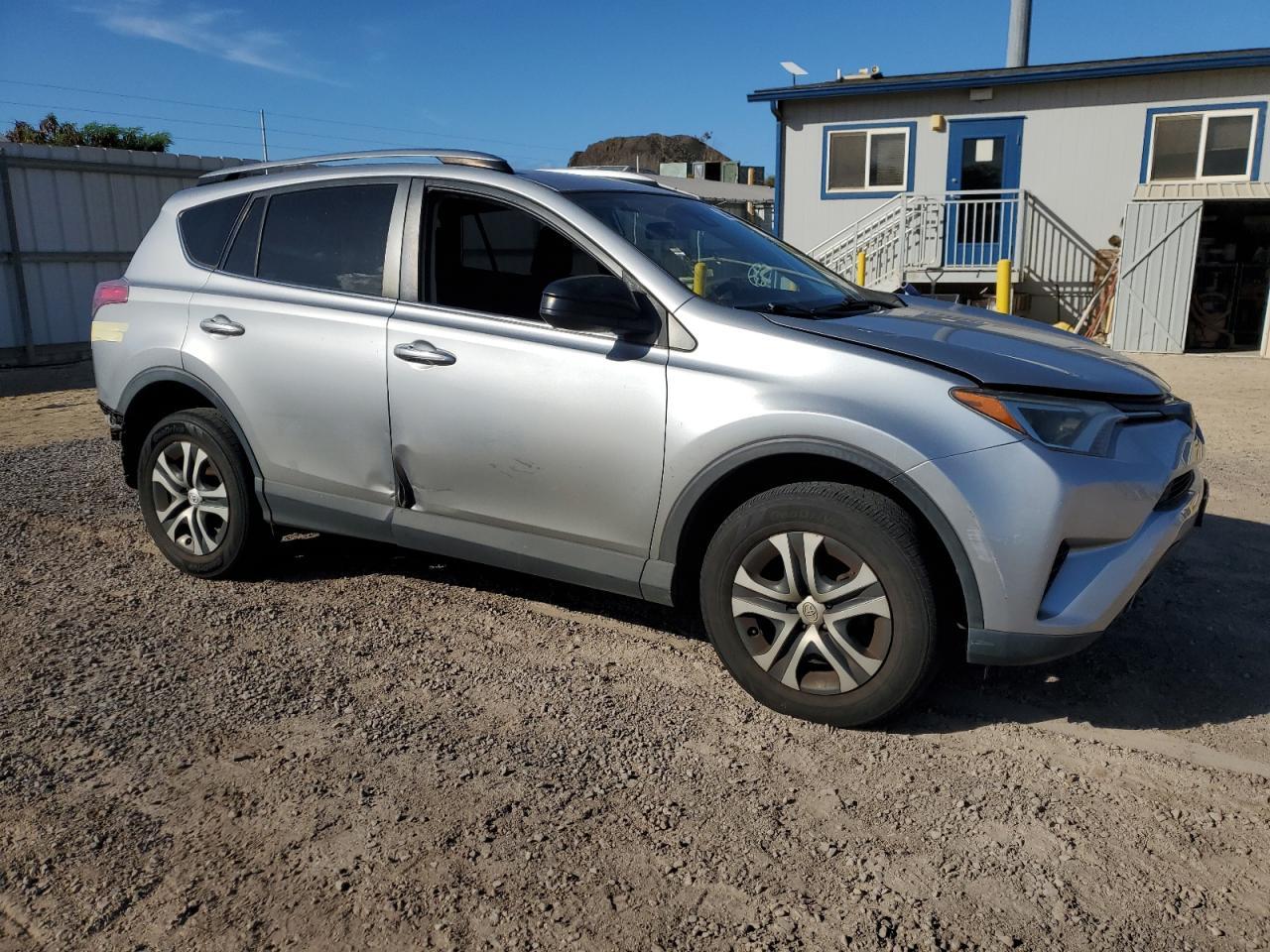 2018 Toyota Rav4 Le - Фото 4