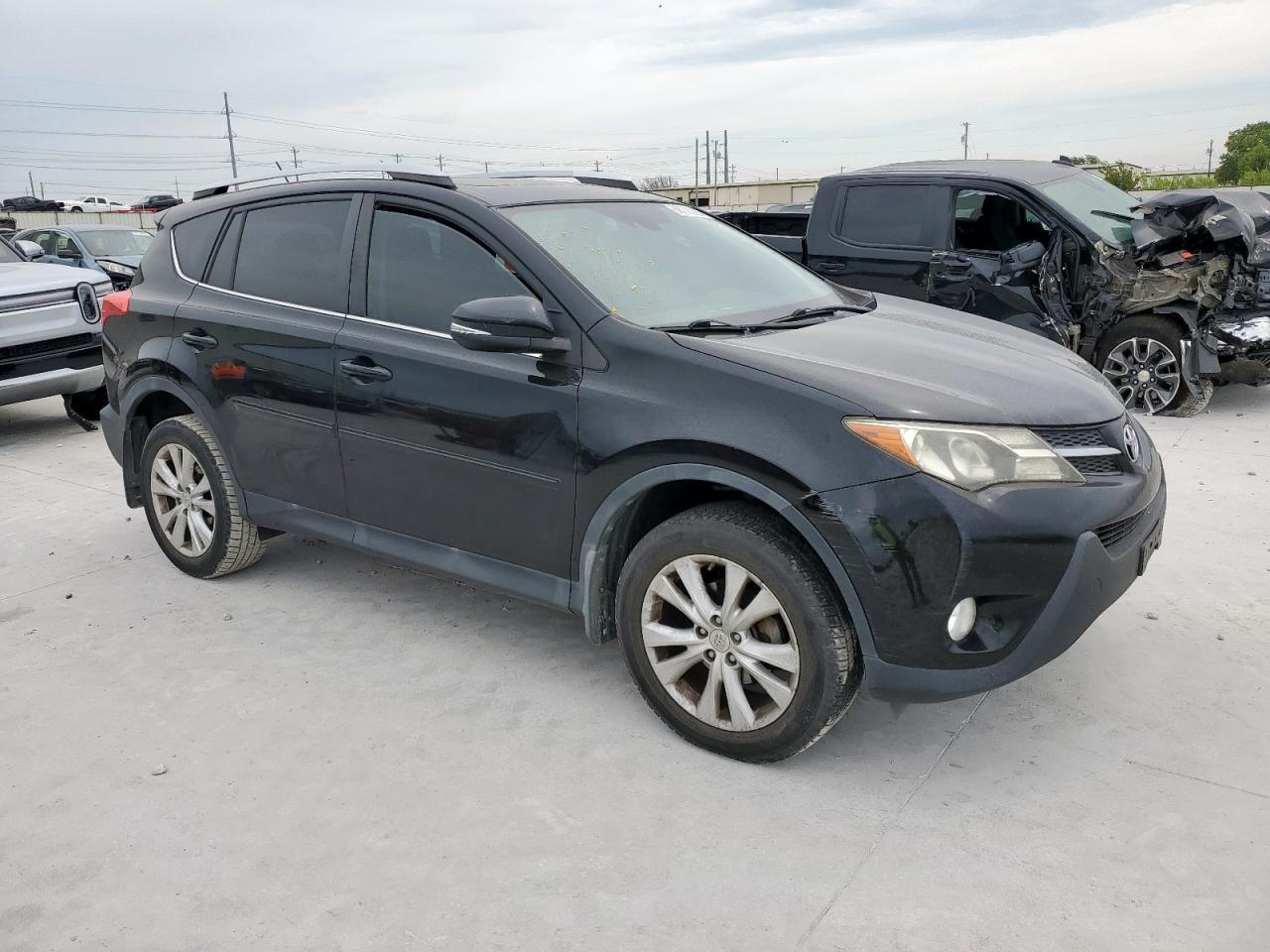2014 Toyota Rav4 Limited - Image 4