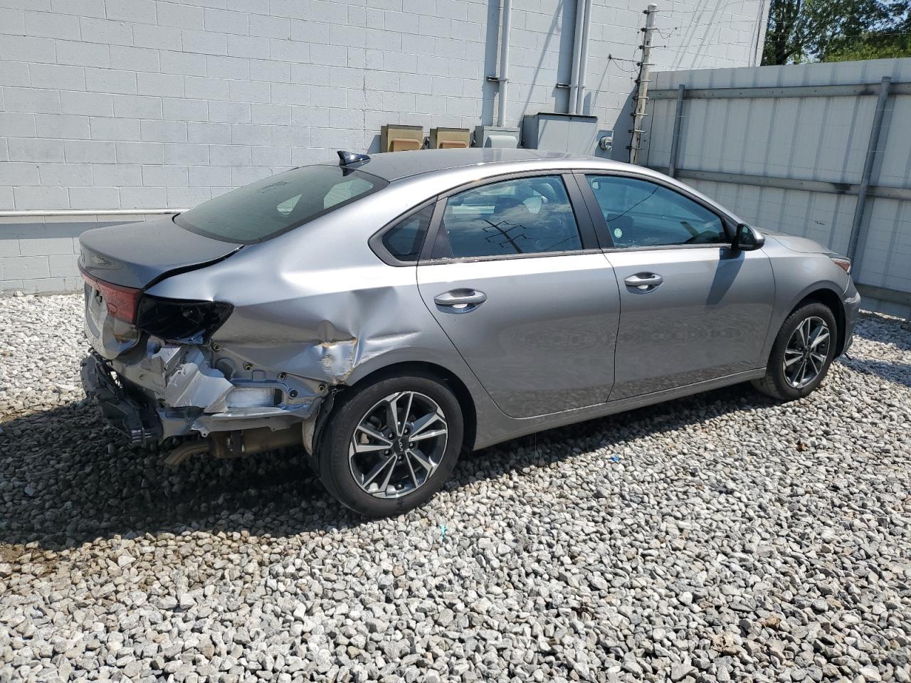 2024 Kia Forte Lx - Image 3