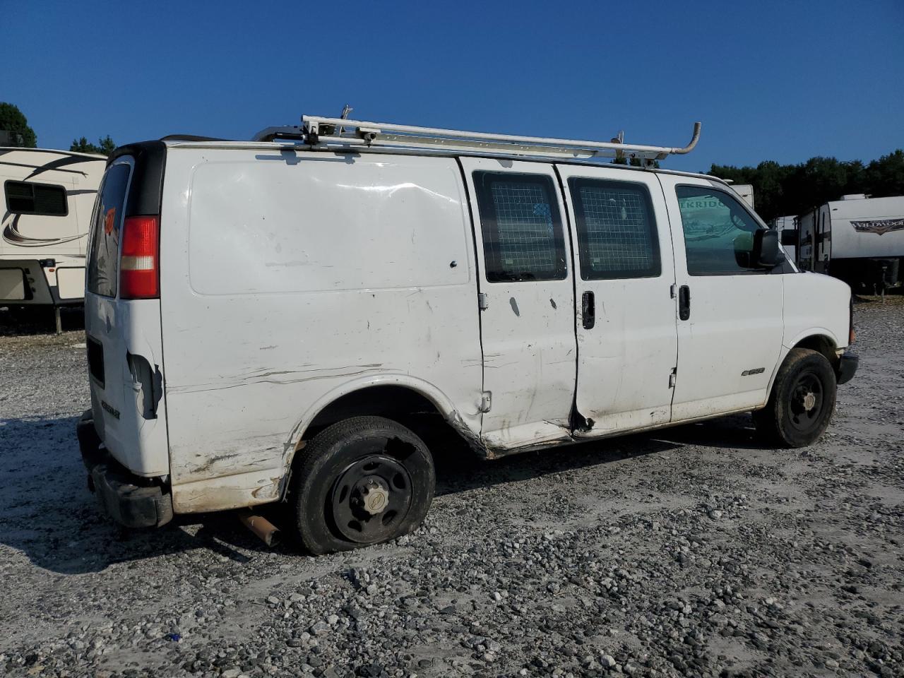 2006 Chevrolet Express G2500 - Image 3