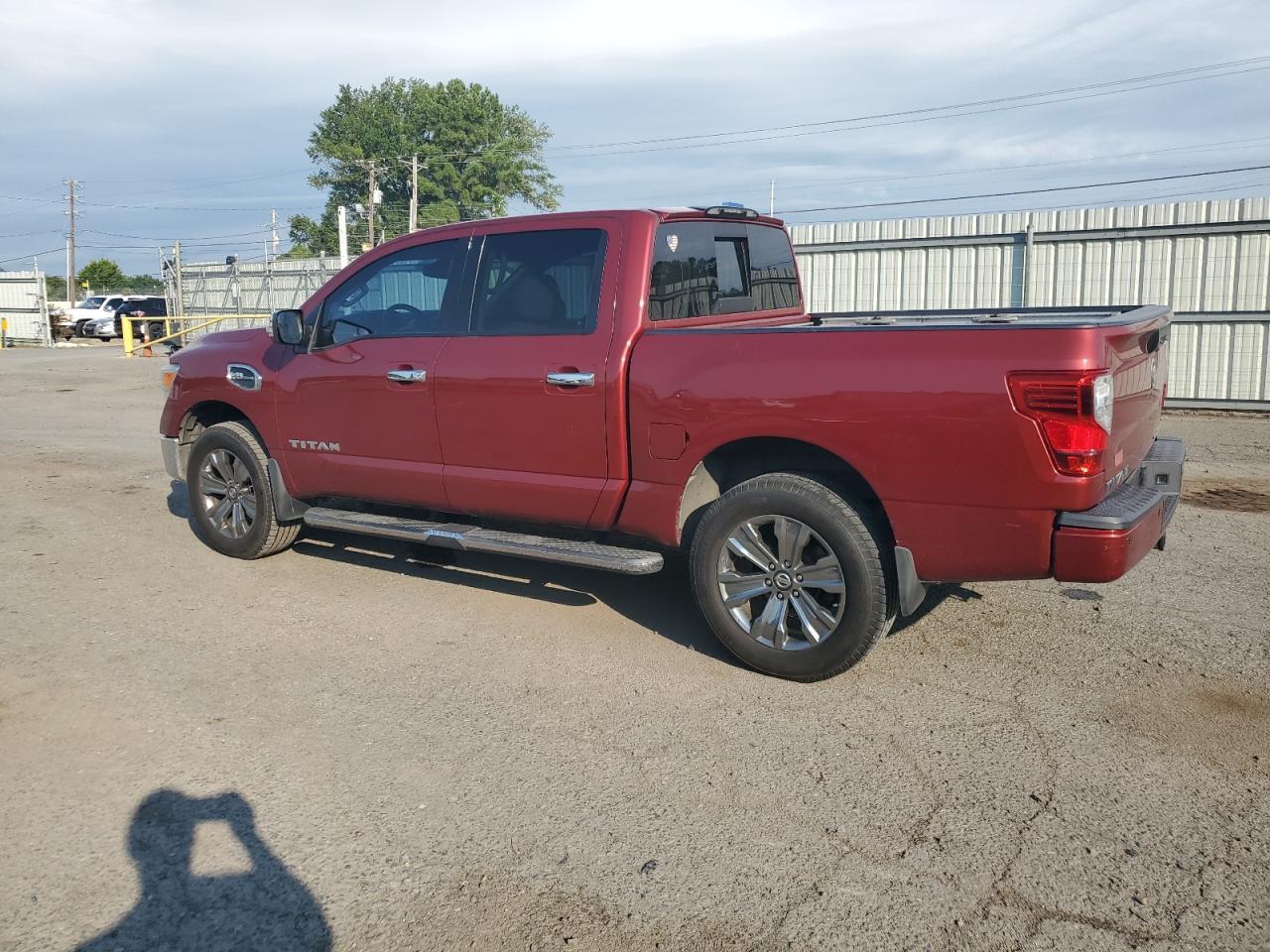 2017 Nissan Titan Sv - Фото 2