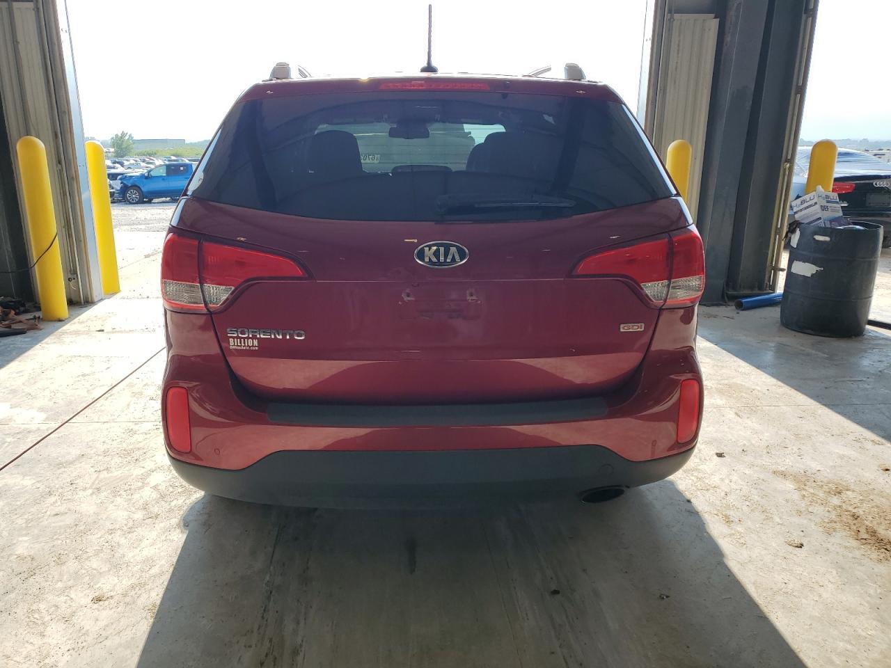 2014 Kia Sorento Lx - Image 6