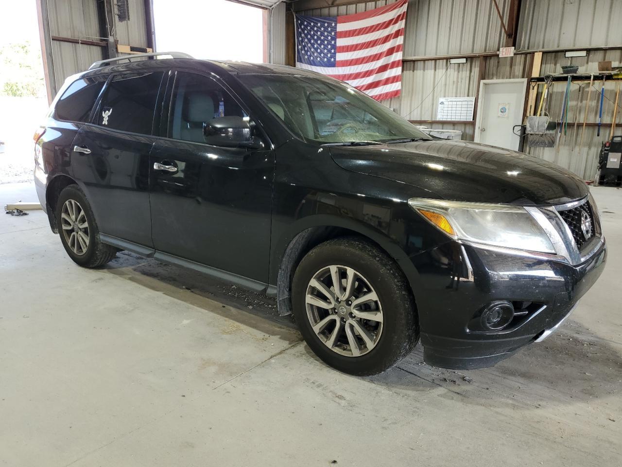 2015 Nissan Pathfinder S - Фото 4