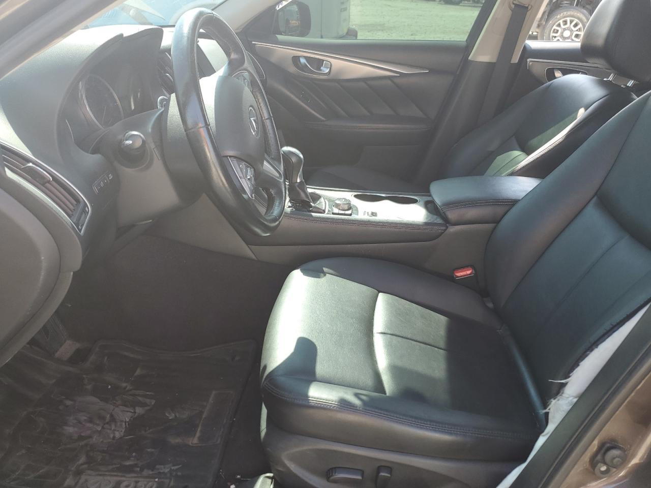 2017 Infiniti Q50 Premium - Image 7