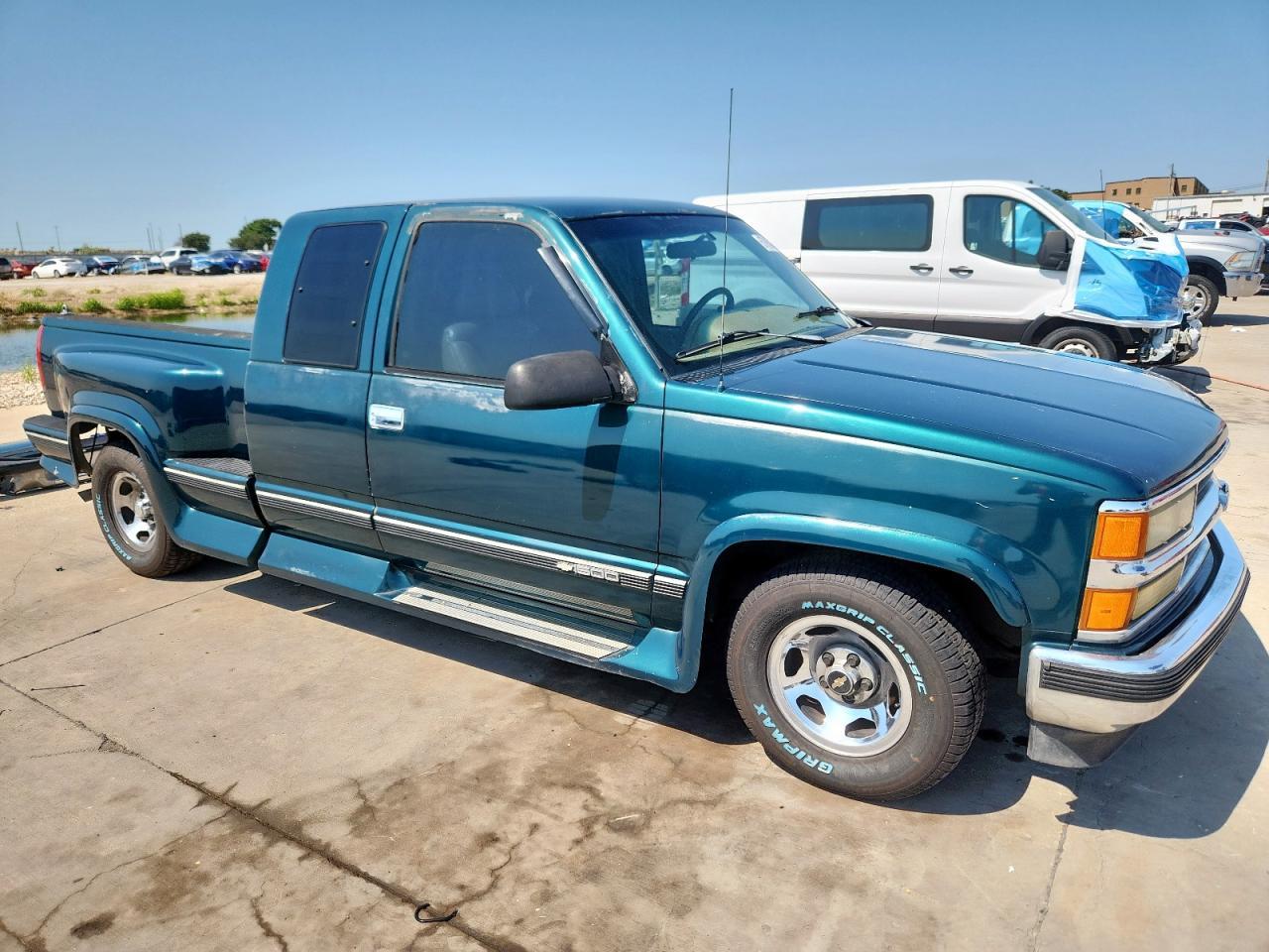 1995 Chevrolet Gmt-400 C1500 - Фото 4