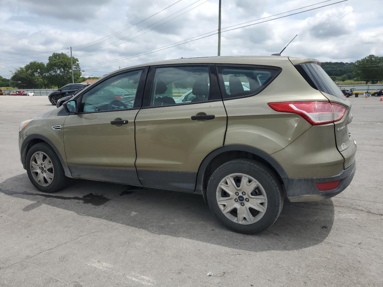 2013 Ford Escape S - Фото 2