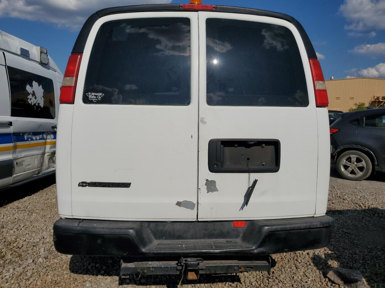 2008 Chevrolet Express G1500 - Image 6