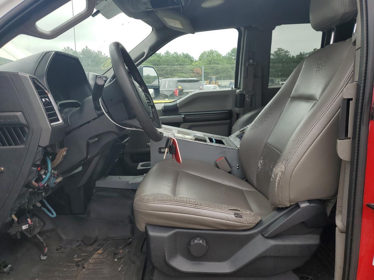 2017 Ford F550 Super Duty - Фото 5
