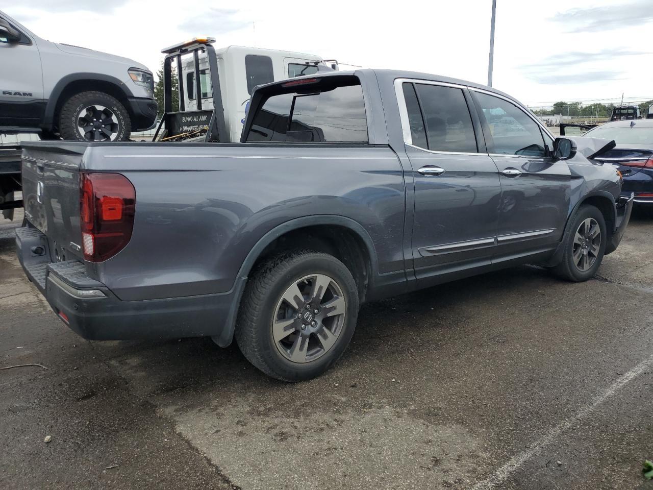 2017 Honda Ridgeline Rtl - Image 3