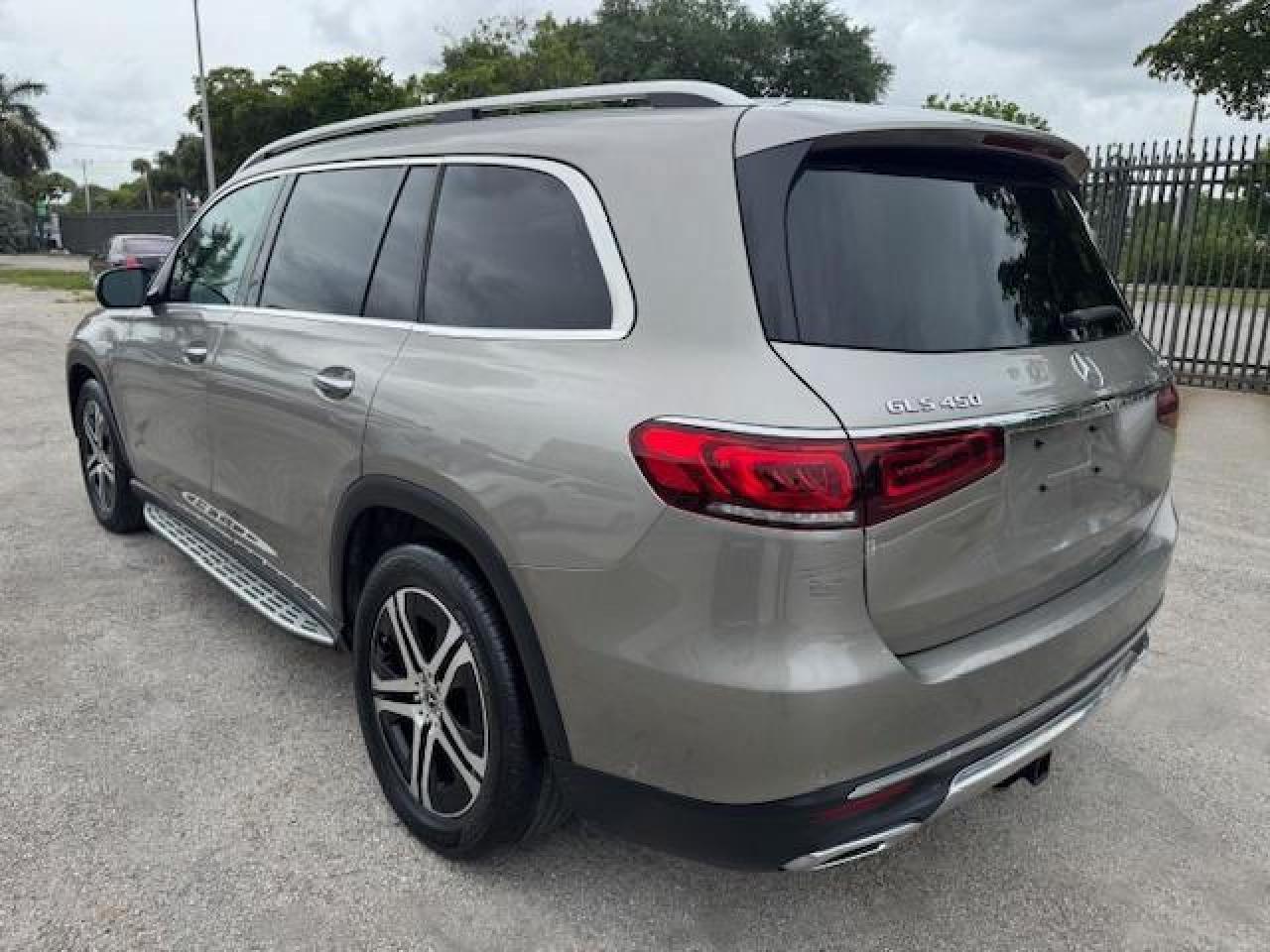 2020 Mercedes-Benz Gls 450 4Matic - Фото 2