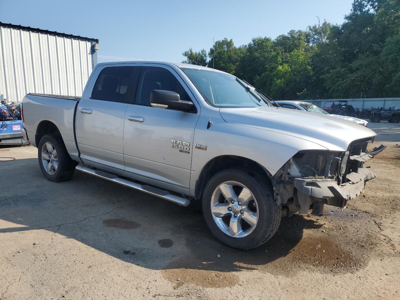 2019 Ram 1500 Classic Slt - Фото 4