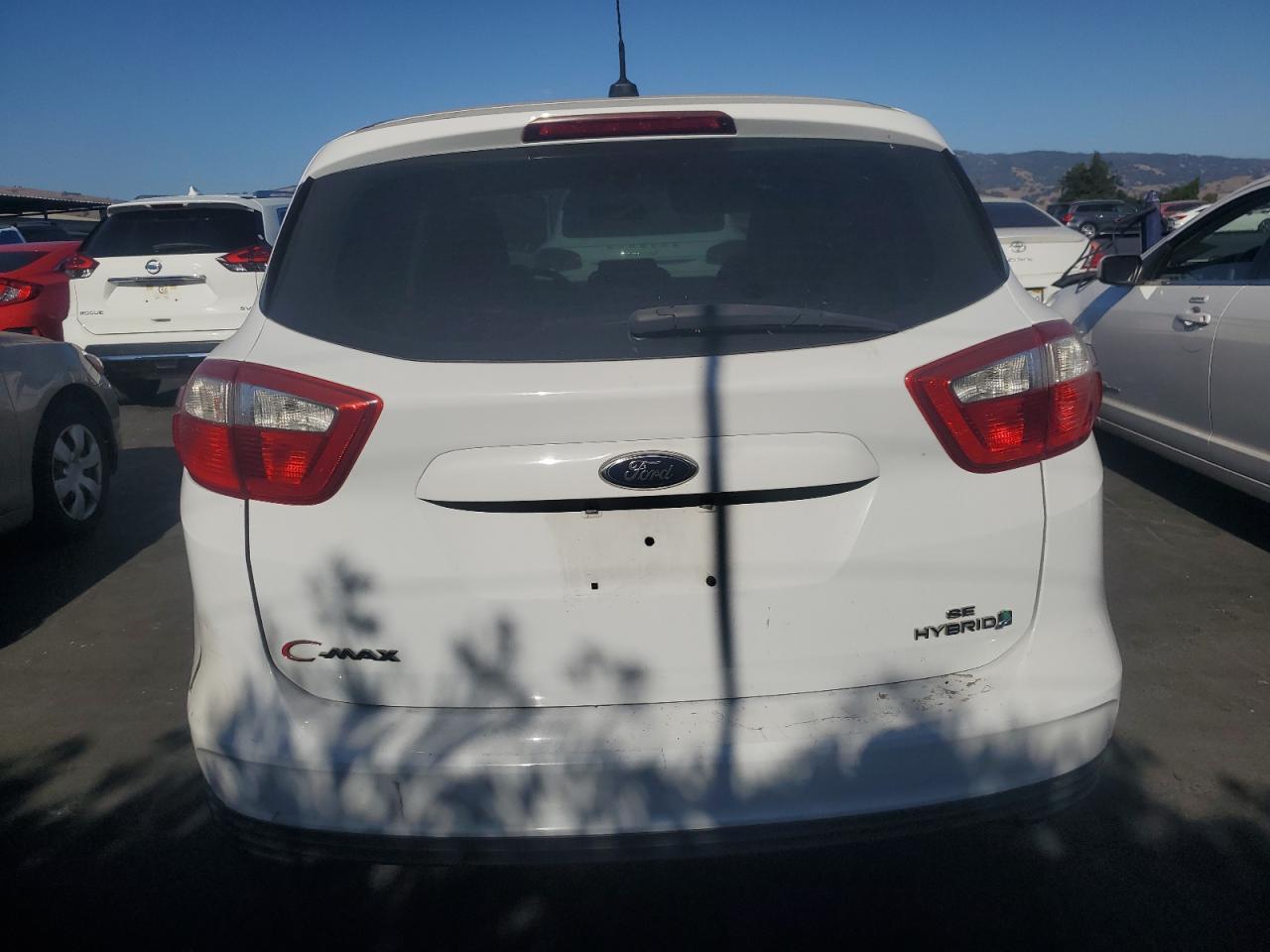 2015 Ford C-Max Se - Фото 6
