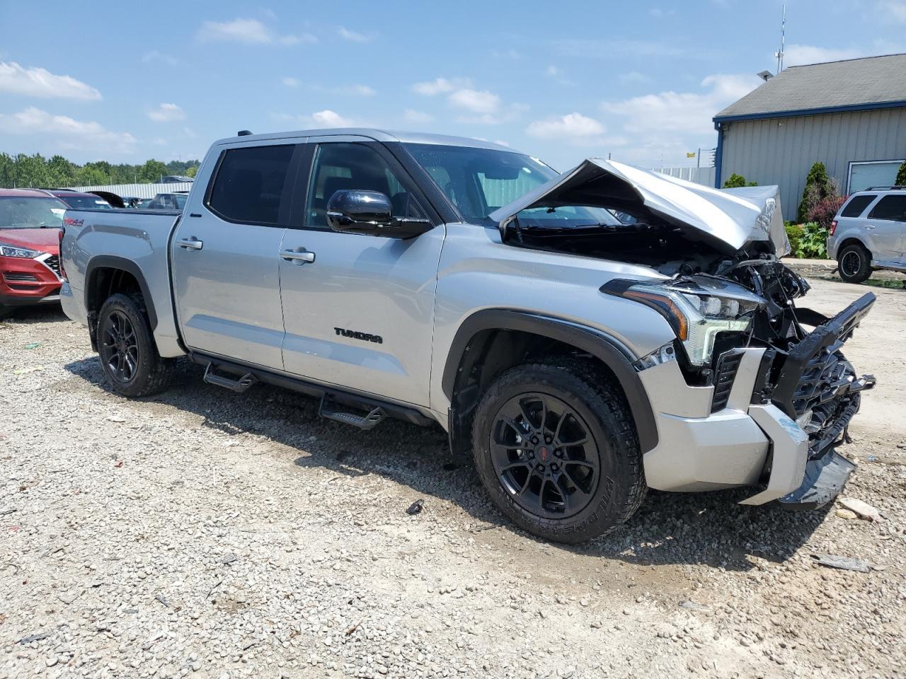 2025 Toyota Tundra Crewmax Limited - Image 4