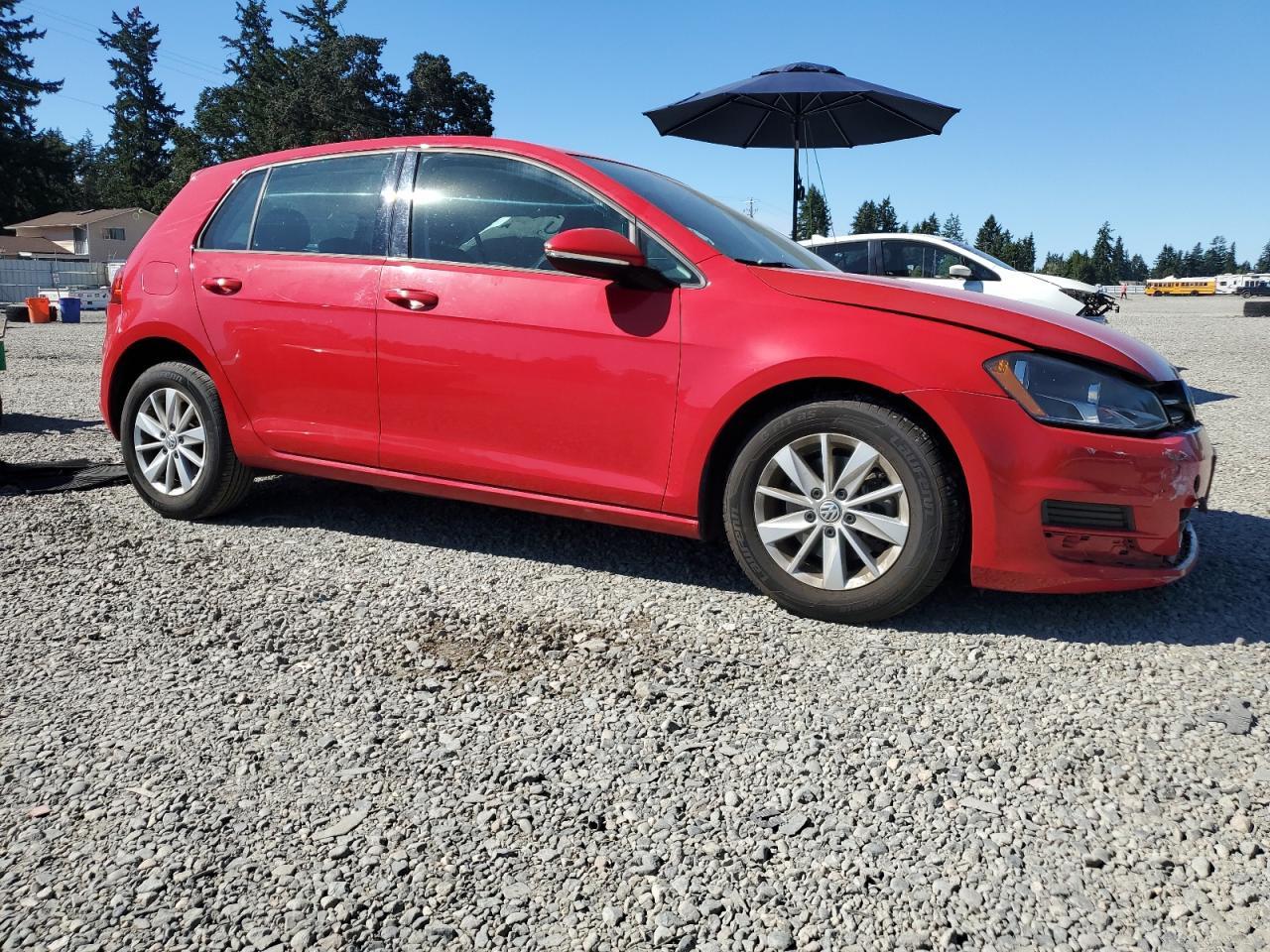 2015 Volkswagen Golf - Image 4