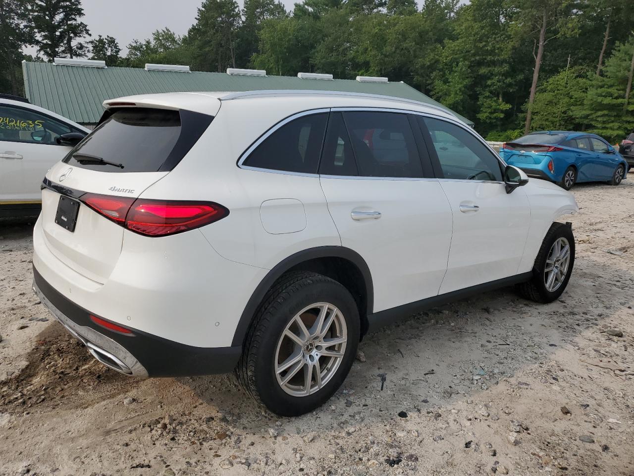 2023 Mercedes-Benz Glc 300 4Matic - Фото 3