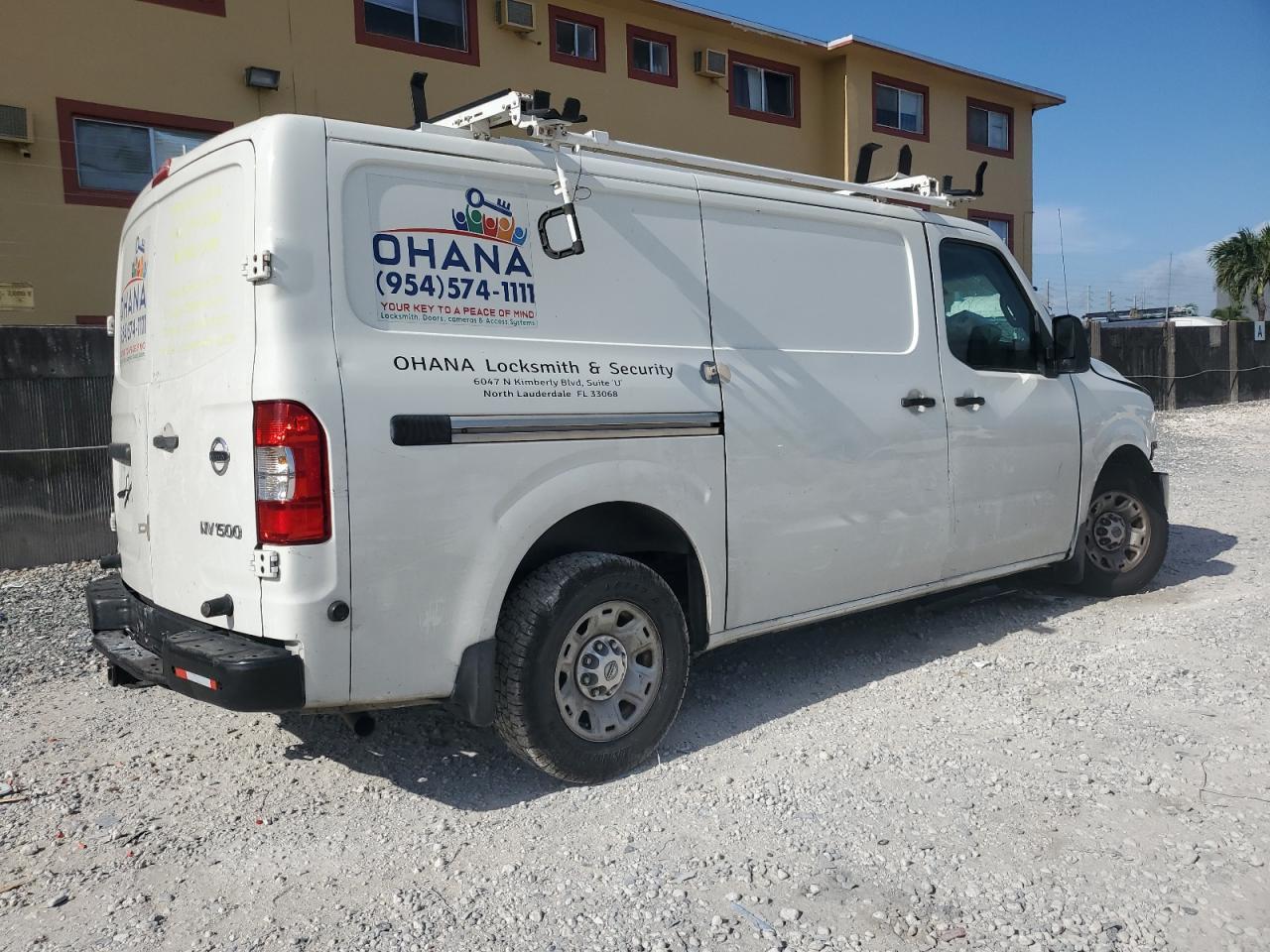 2014 Nissan Nv 1500 - Фото 3