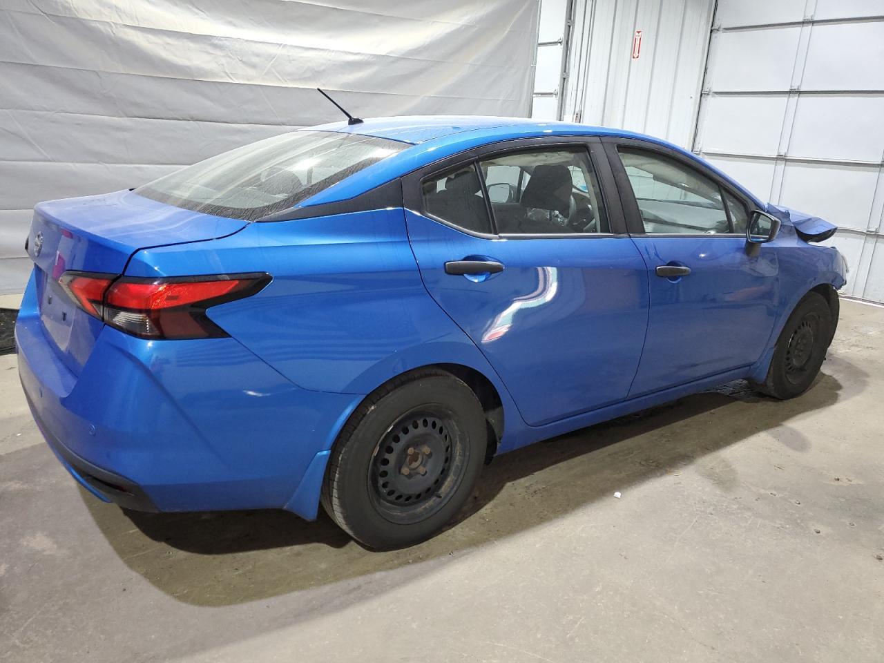 2021 Nissan Versa S - Image 3