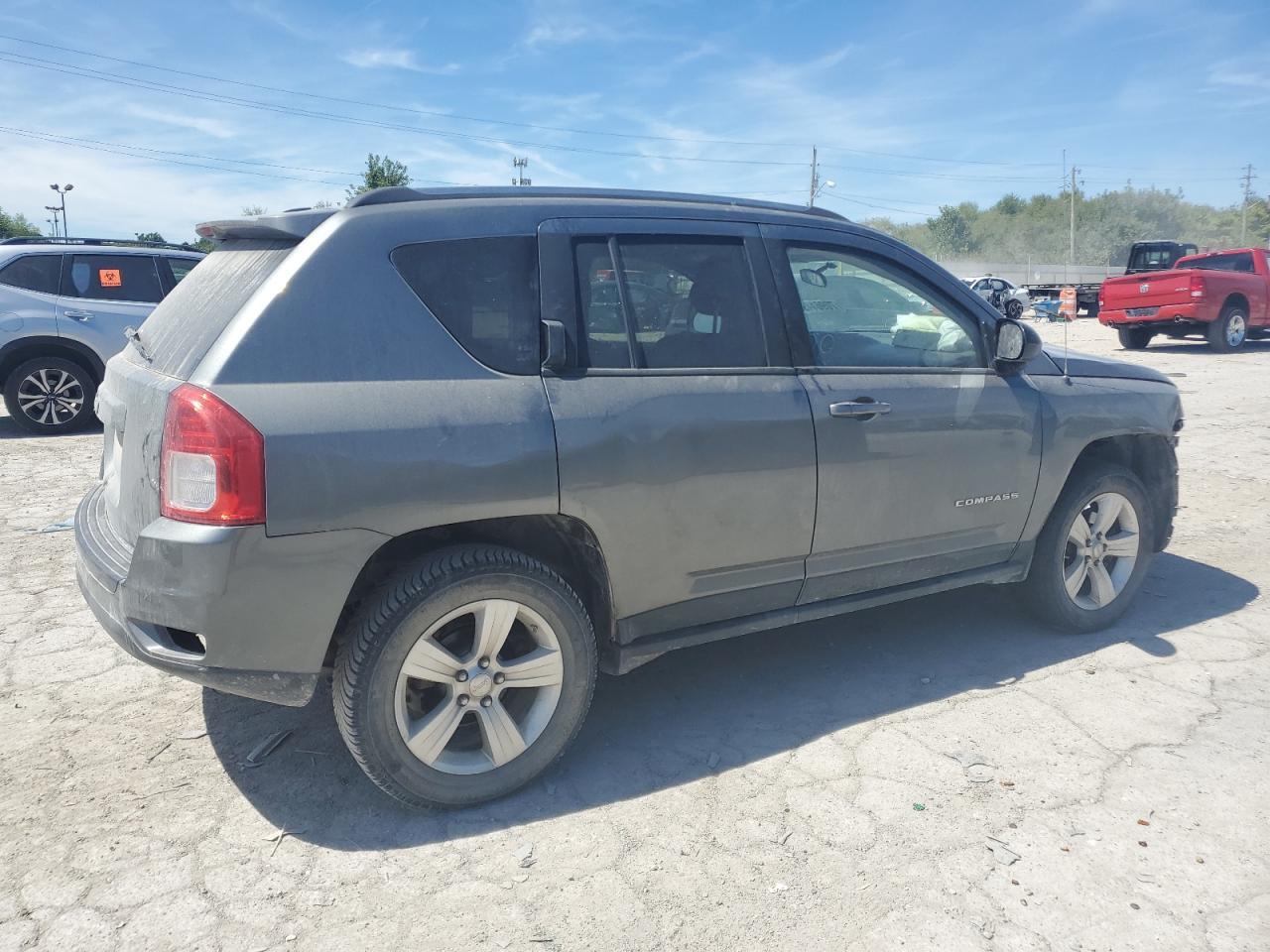 2012 Jeep Compass - Фото 3