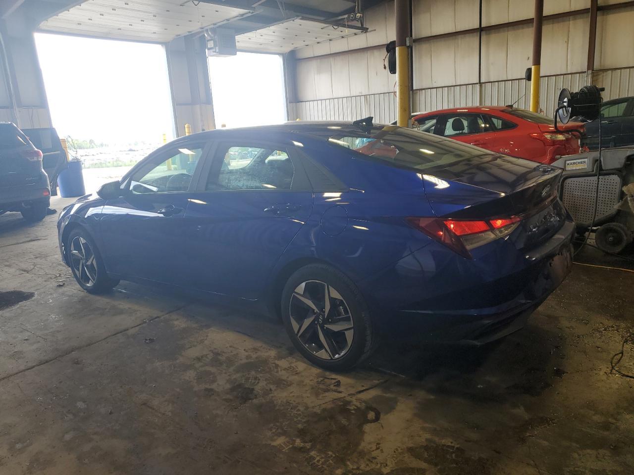 2023 Hyundai Elantra Sel - Фото 2