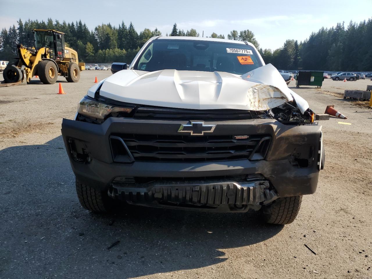 2024 Chevrolet Colorado Trail Boss - Image 5