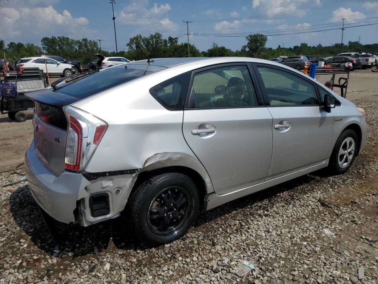 2012 Toyota Prius - Фото 3