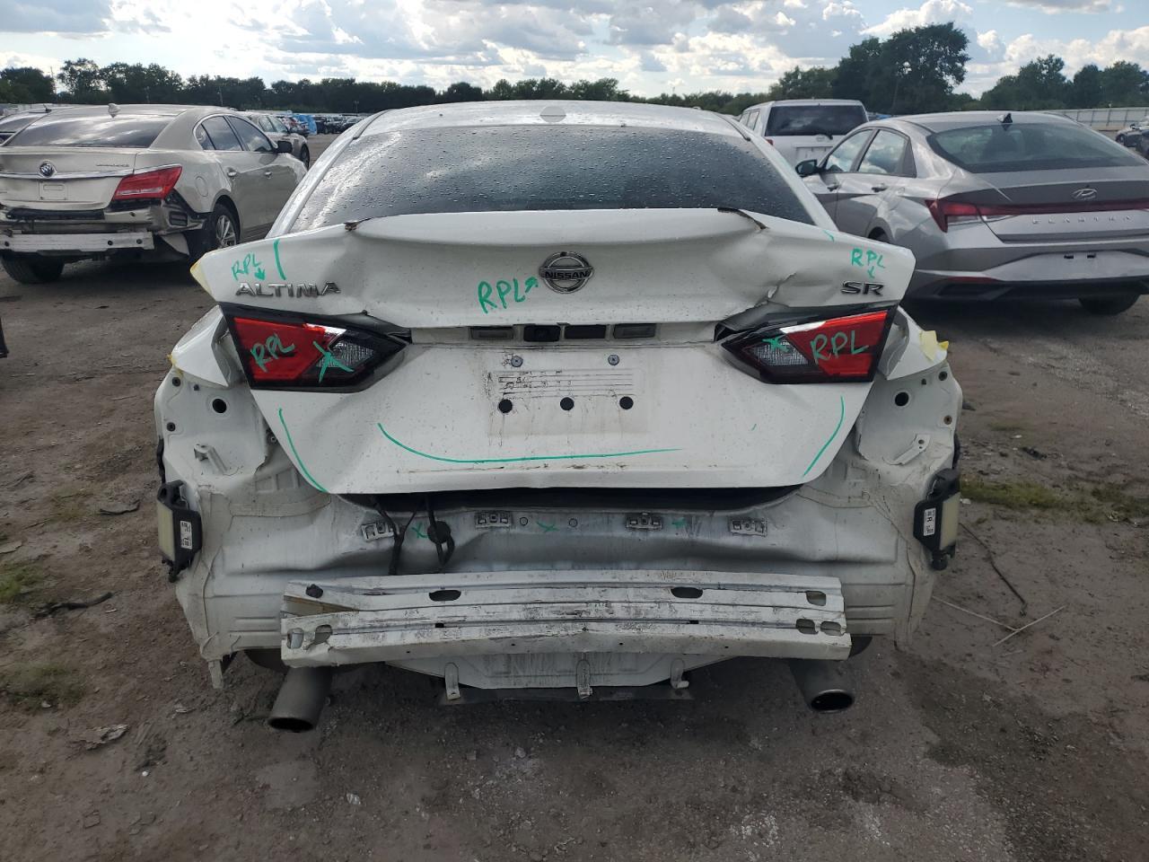 2022 Nissan Altima Sr - Фото 6