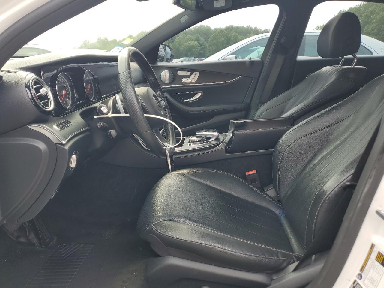 2018 Mercedes-Benz E 300 4Matic - Фото 7