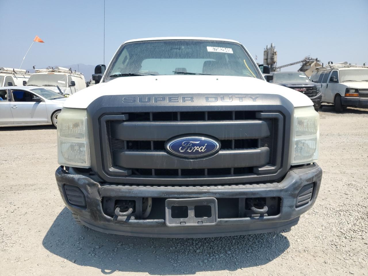 2016 Ford F250 Super Duty - Image 5