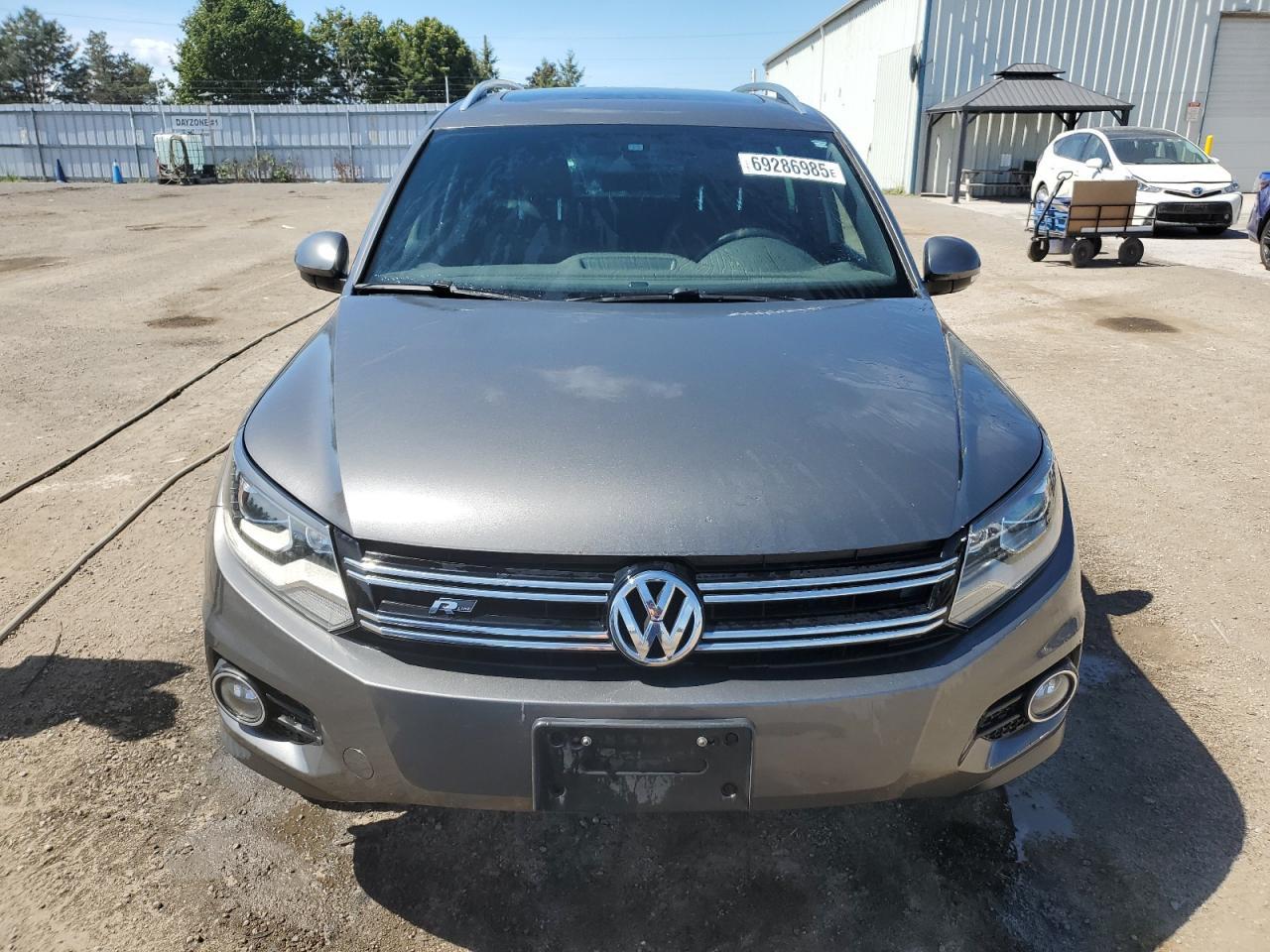 2013 Volkswagen Tiguan S - Image 5