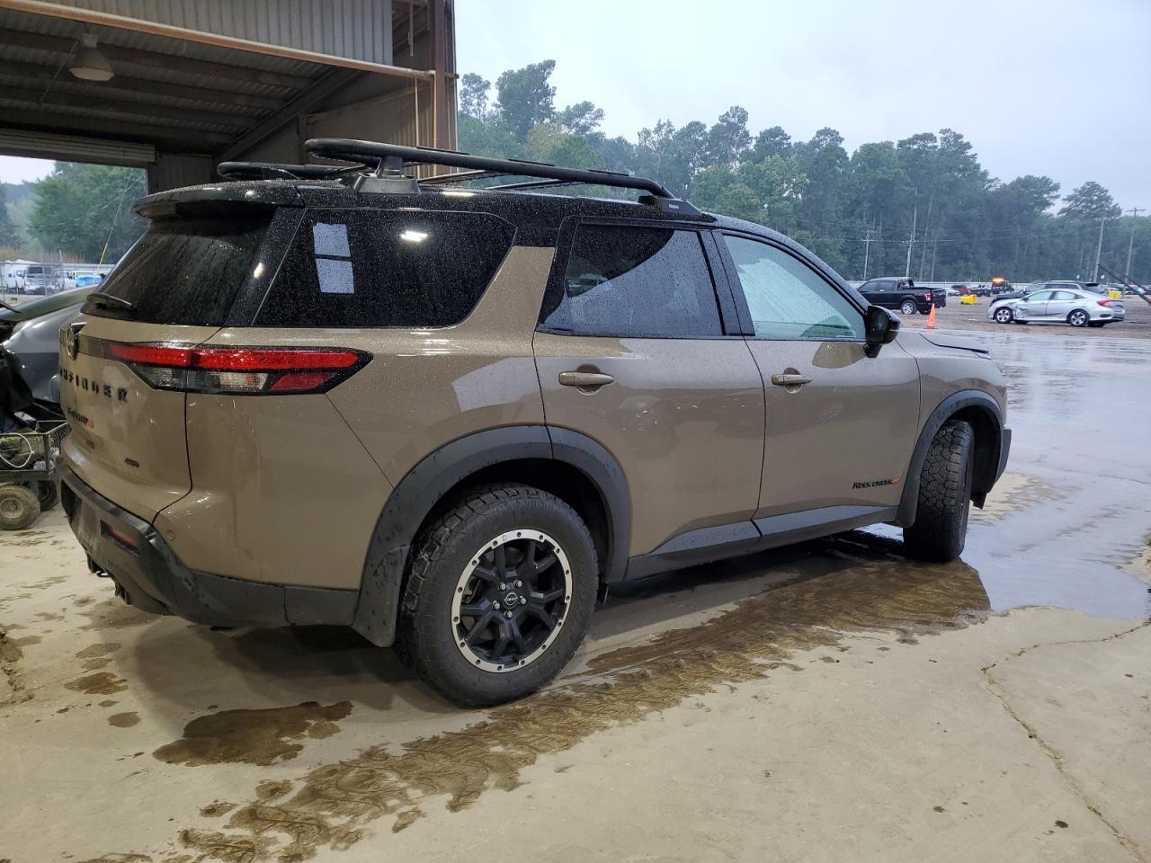 2024 Nissan Pathfinder Rock Creek - Фото 3