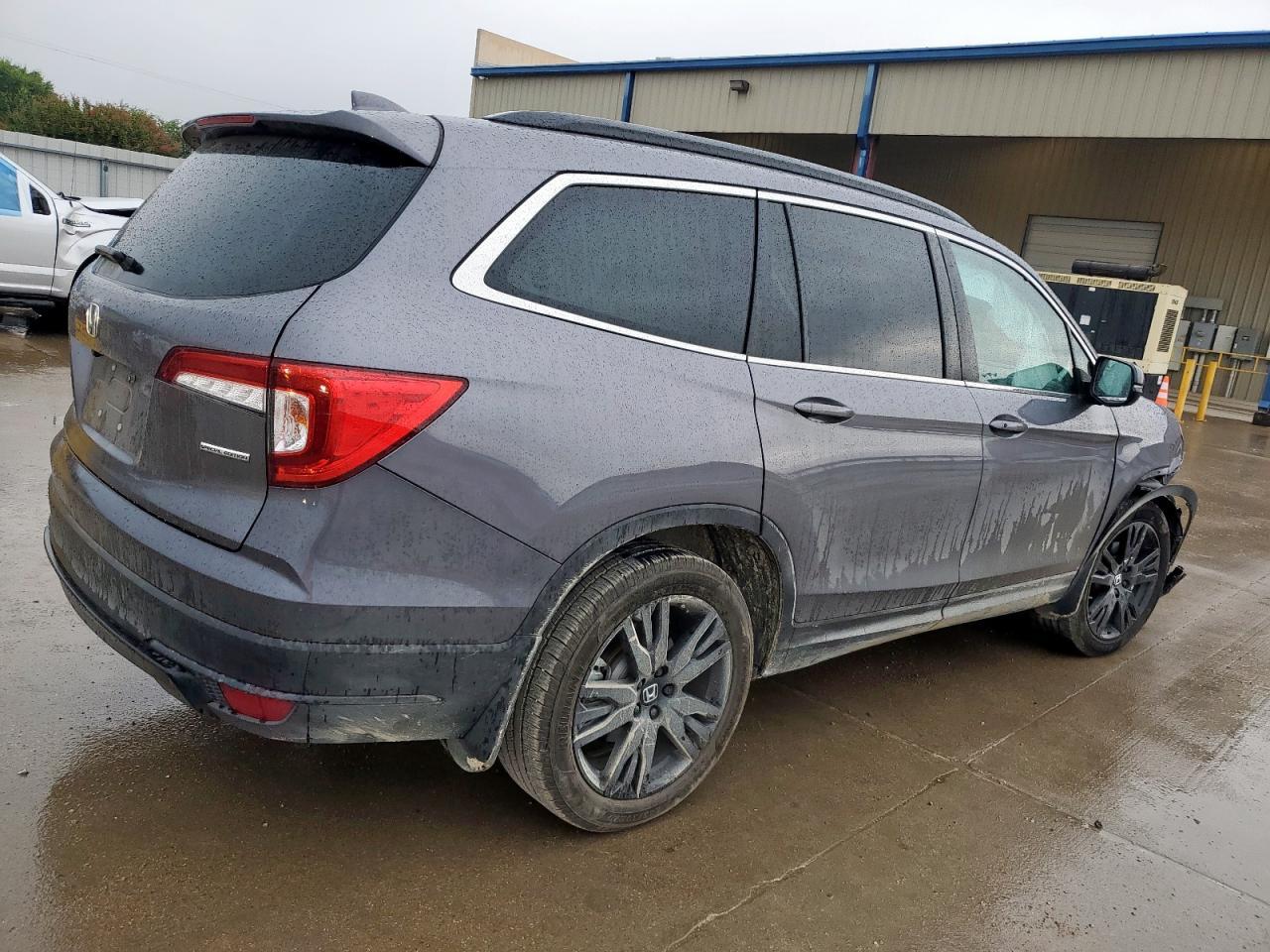 2022 Honda Pilot Se - Фото 3