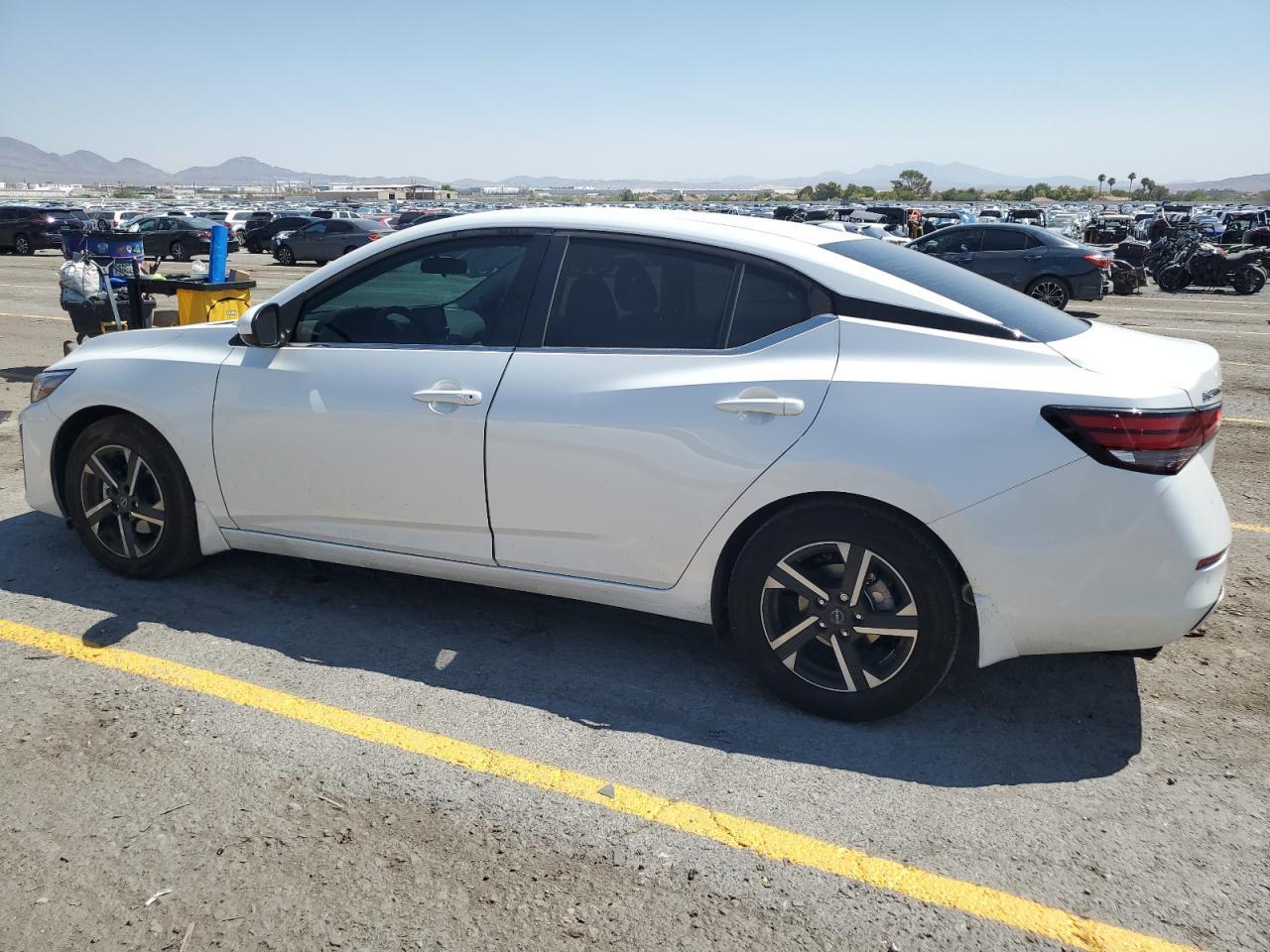 2025 Nissan Sentra Sv - Фото 2