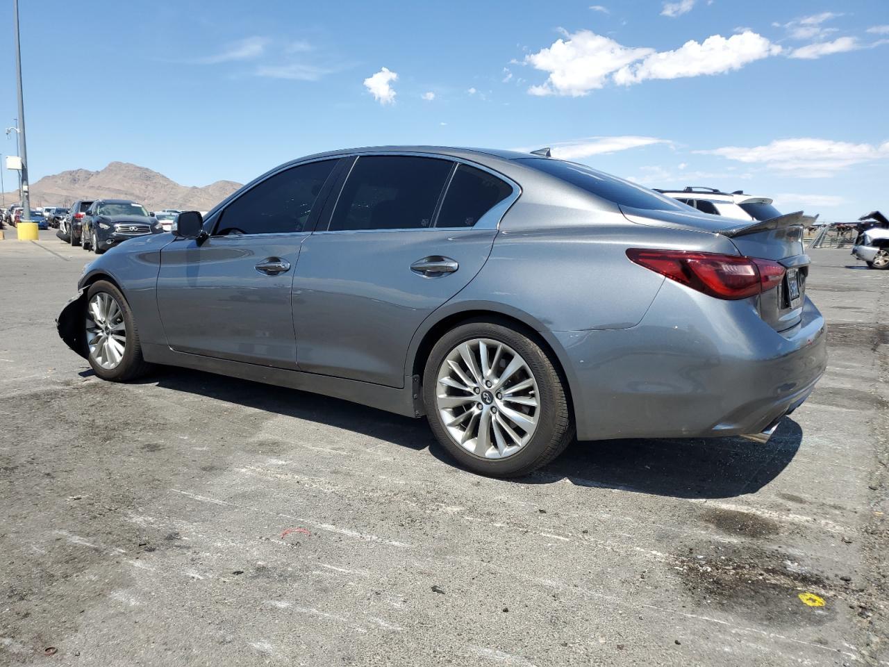 2019 Infiniti Q50 Luxe - Фото 2