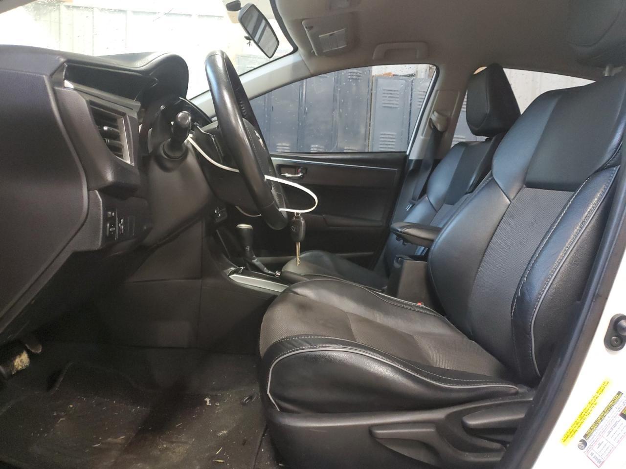 2015 Toyota Corolla L - Фото 7