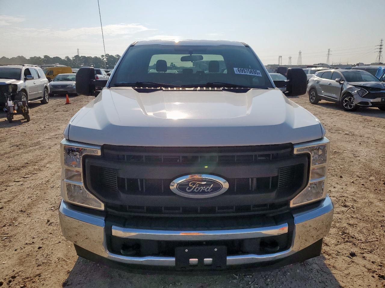 2021 Ford F250 Super Duty - Фото 5