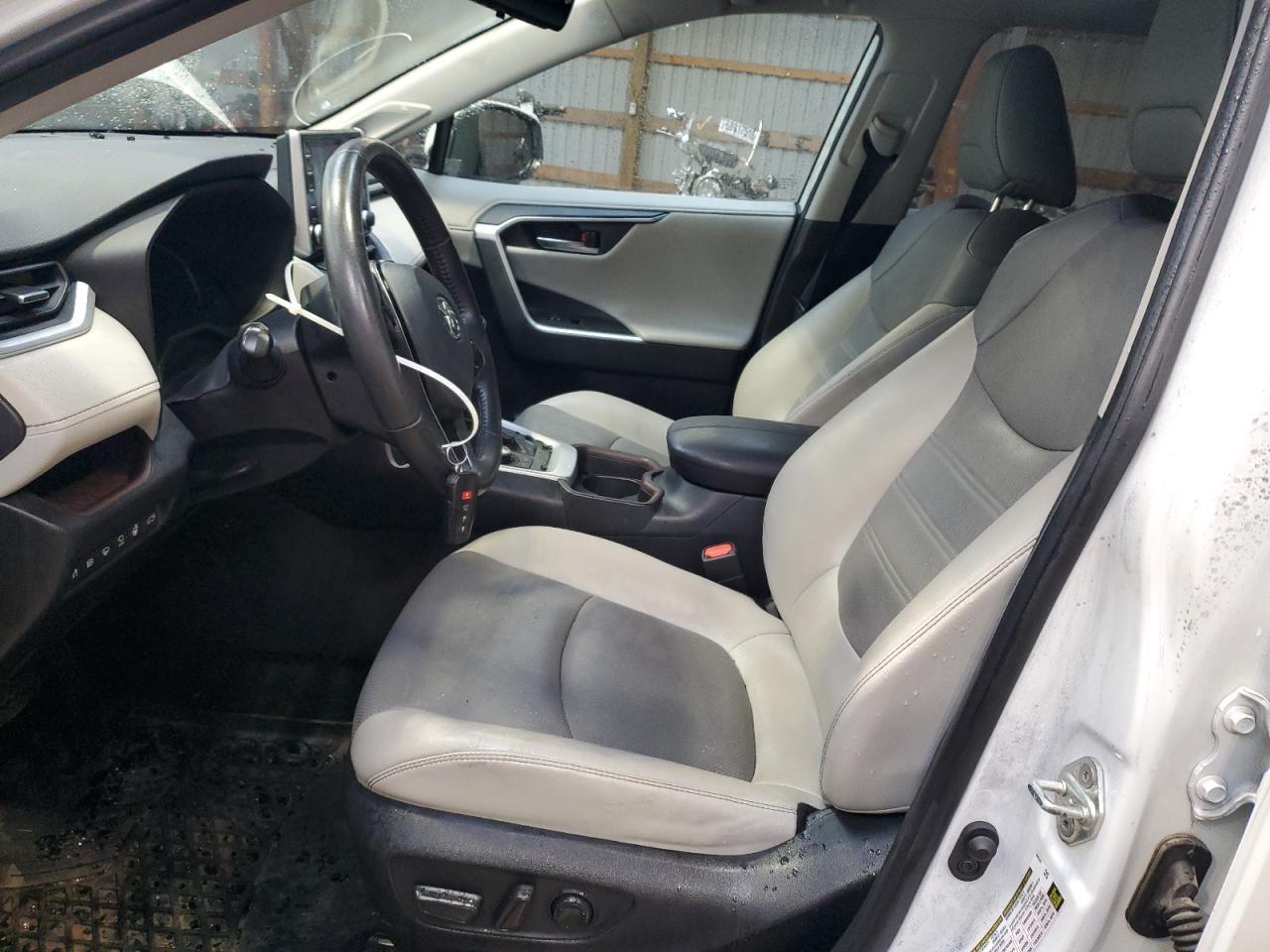 2019 Toyota Rav4 Limited - Фото 7