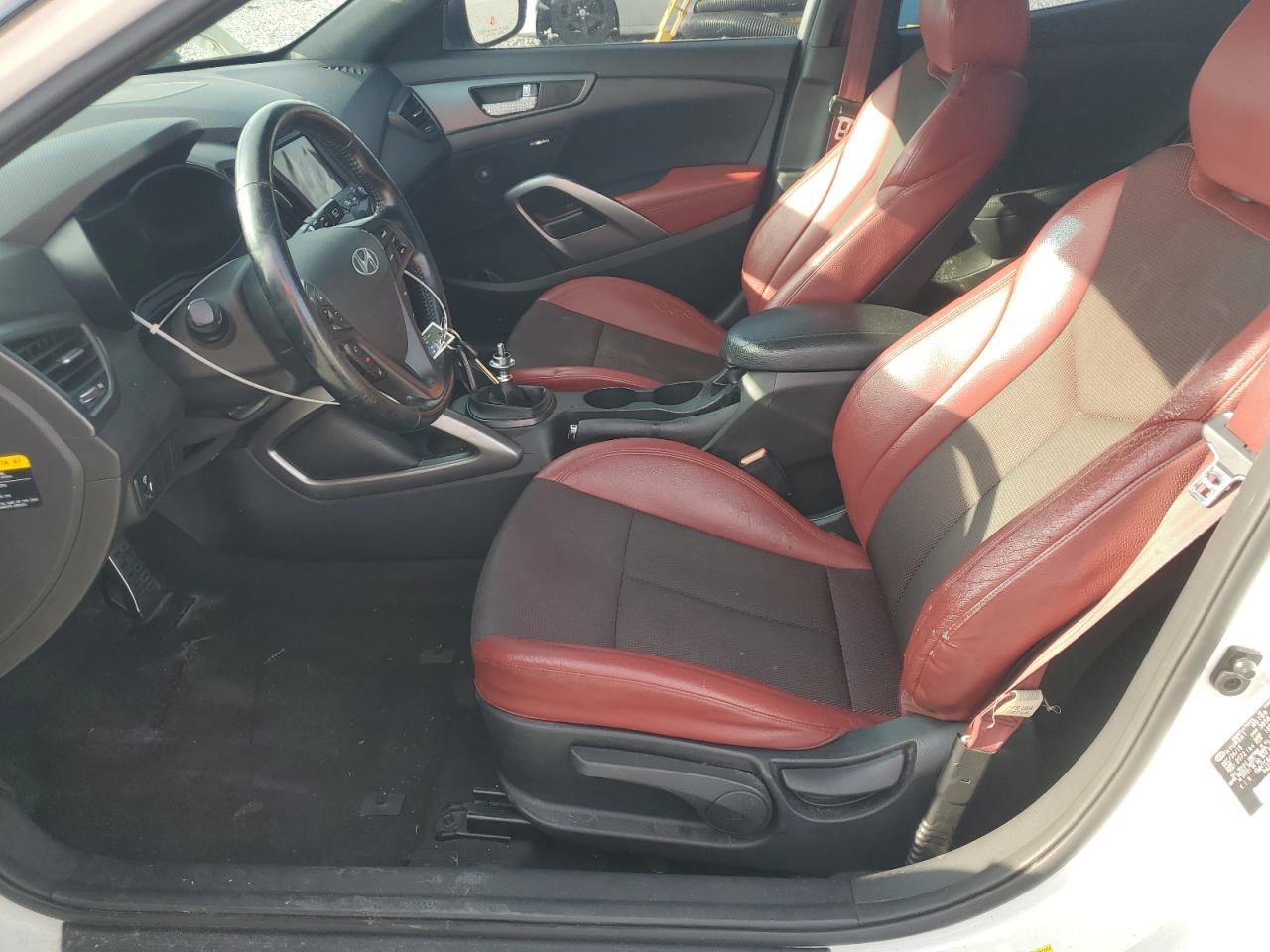 2016 Hyundai Veloster Turbo - Фото 7