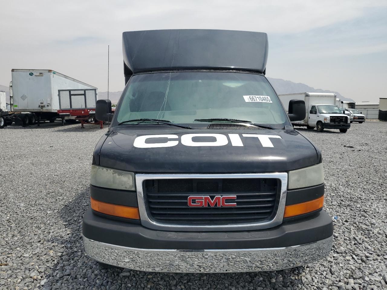 2006 GMC Savana Cutaway G3500 - Image 5