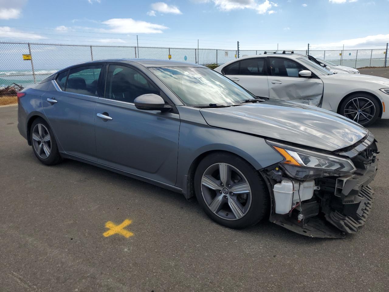 2020 Nissan Altima Sl - Image 4