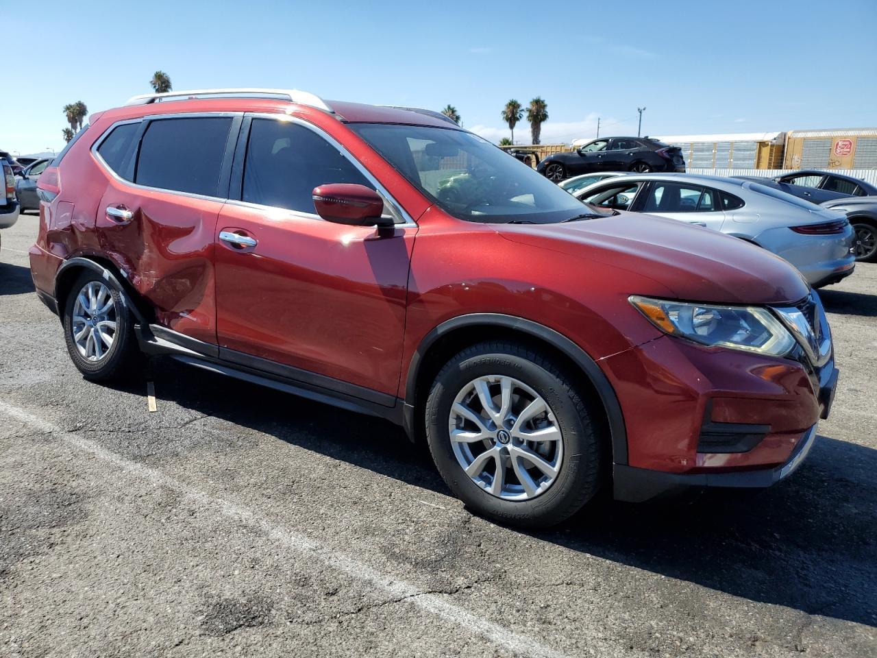 2018 Nissan Rogue S - Фото 4