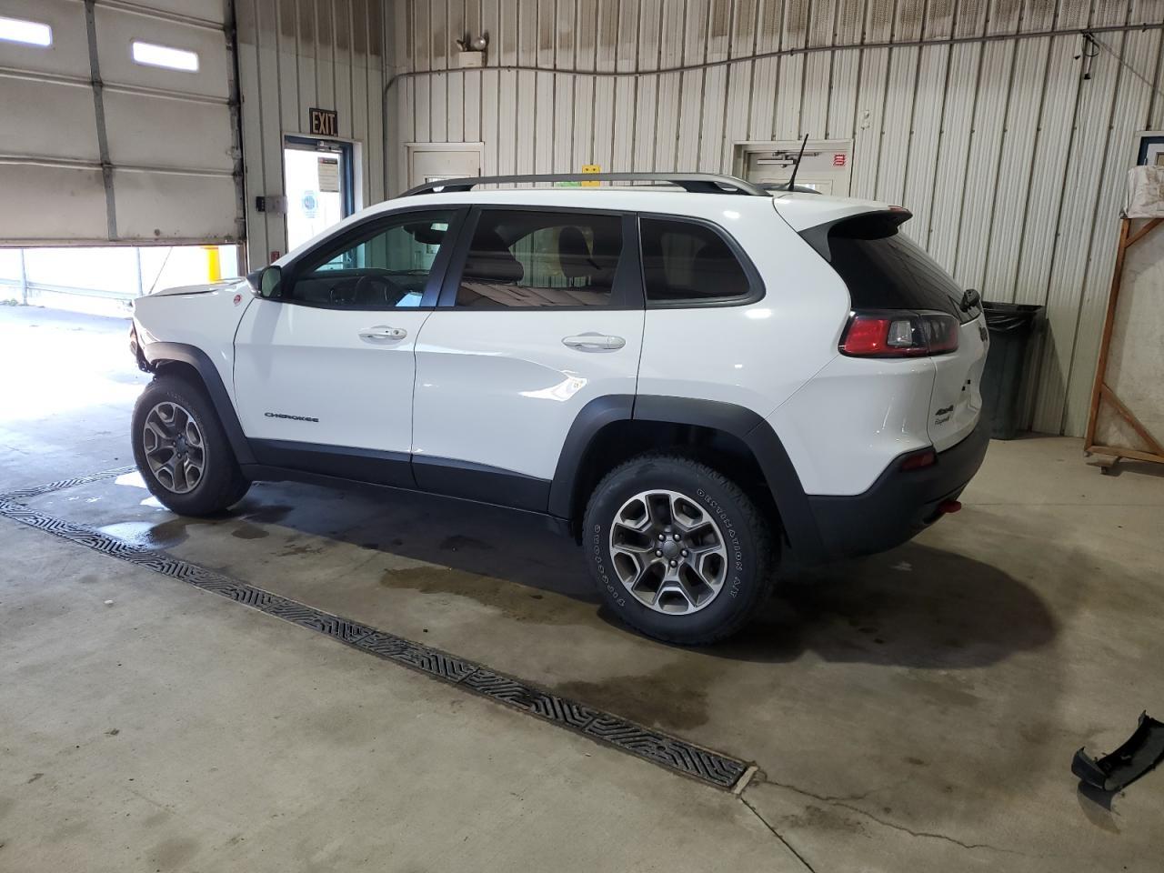 2020 Jeep Cherokee Trailhawk - Фото 2