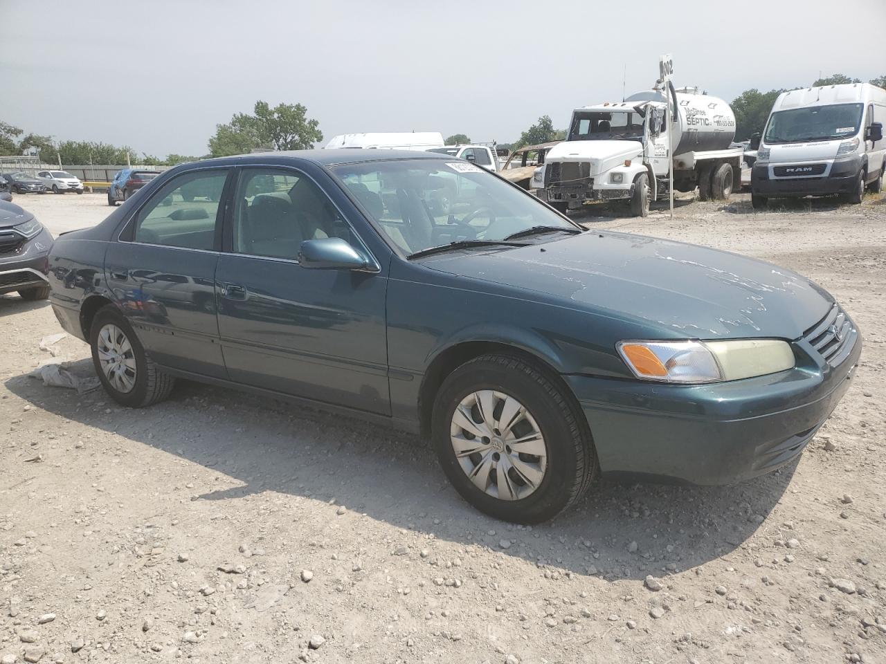 1997 Toyota Camry Ce - Image 4