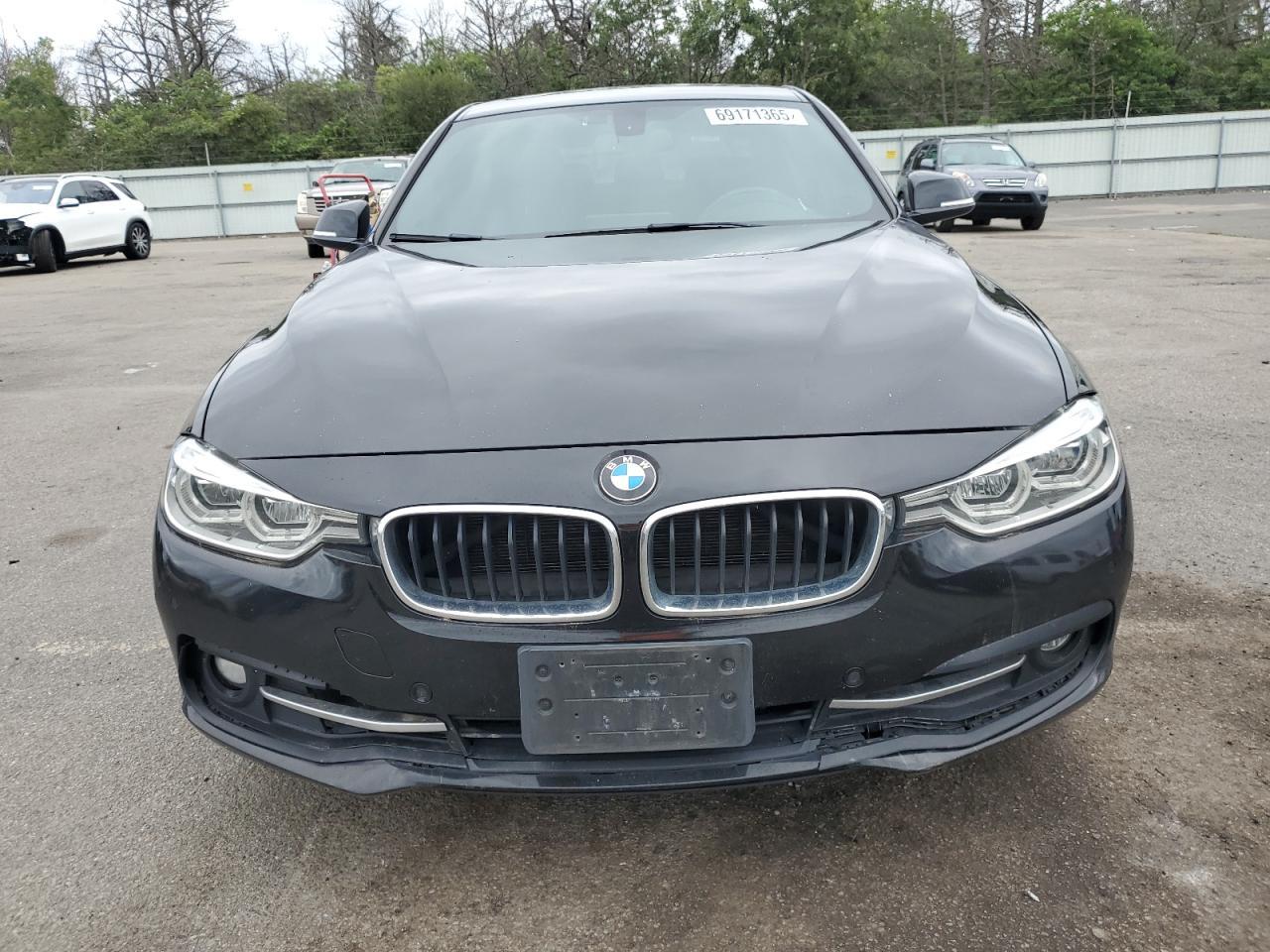 2018 BMW 330 Xi - Фото 5