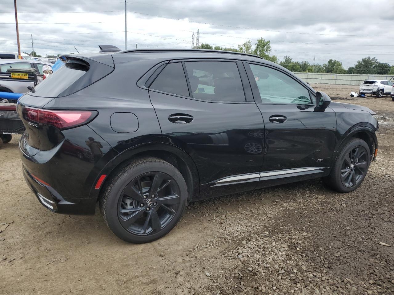 2024 Buick Envision Essence - Image 3