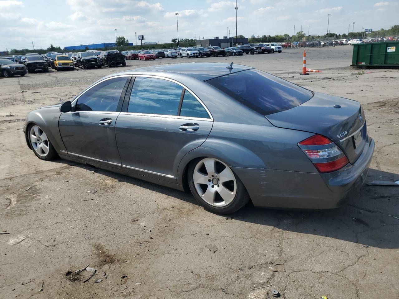 2007 Mercedes-Benz S 550 - Image 2