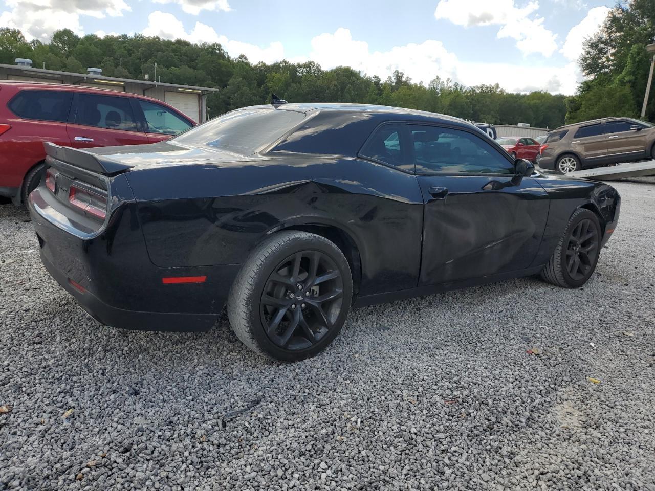 2023 Dodge Challenger Sxt - Фото 3