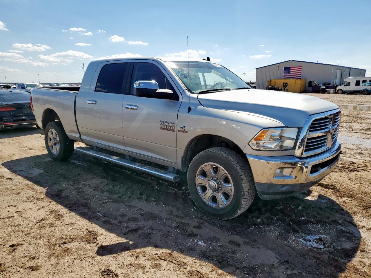 2017 Ram 2500 Slt - Image 4