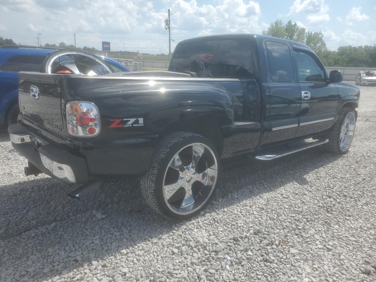 2005 Chevrolet Silverado K1500 - Фото 3