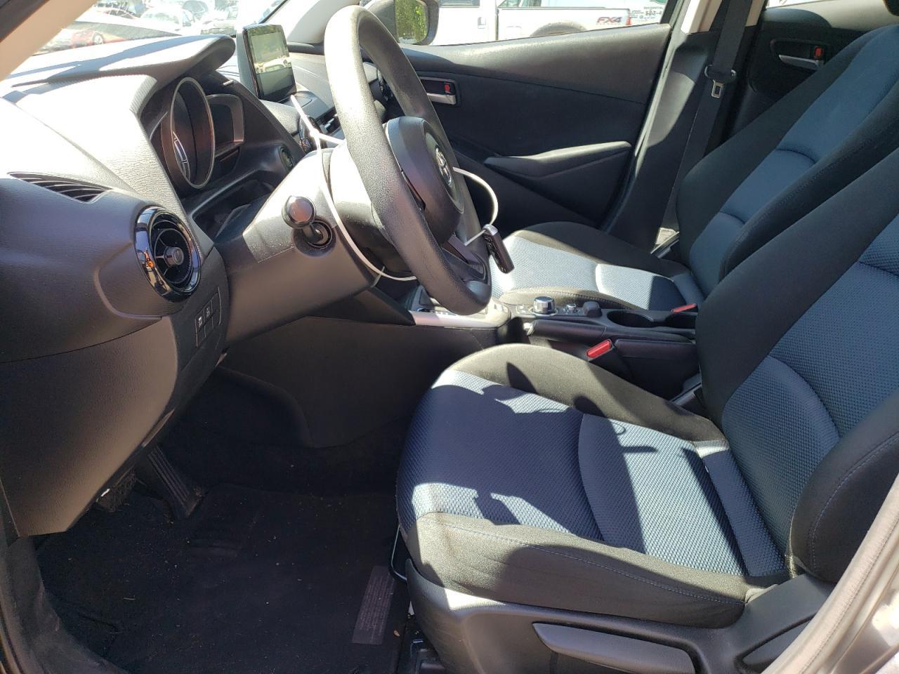 2019 Toyota Yaris L - Фото 7