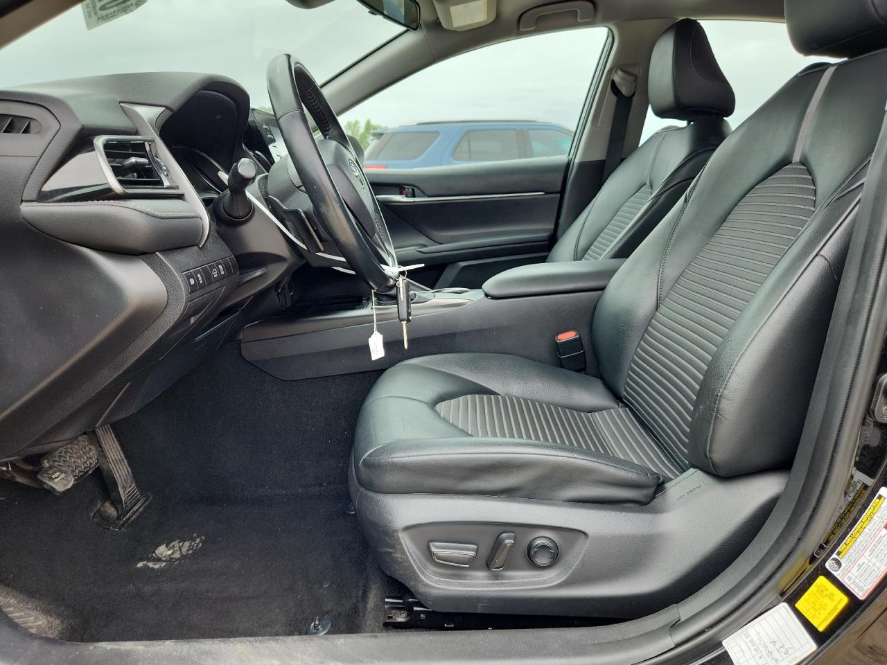 2021 Toyota Camry Se - Фото 7